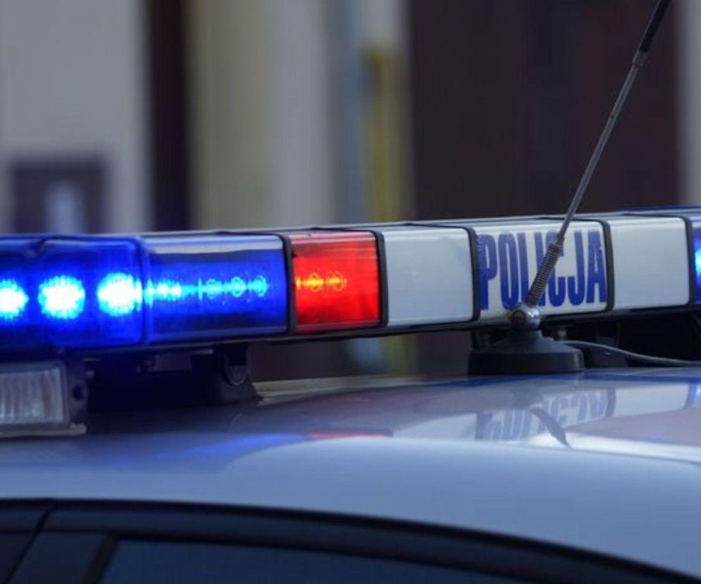 Dramat na Krzykach we Wrocławiu. Mężczyzna spadł z 10. piętra i zginął na miejscu.