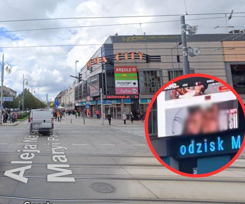 Ogromna wpadka w Częstochowie. W centrum miasta wyświetlono… film dla dorosłych