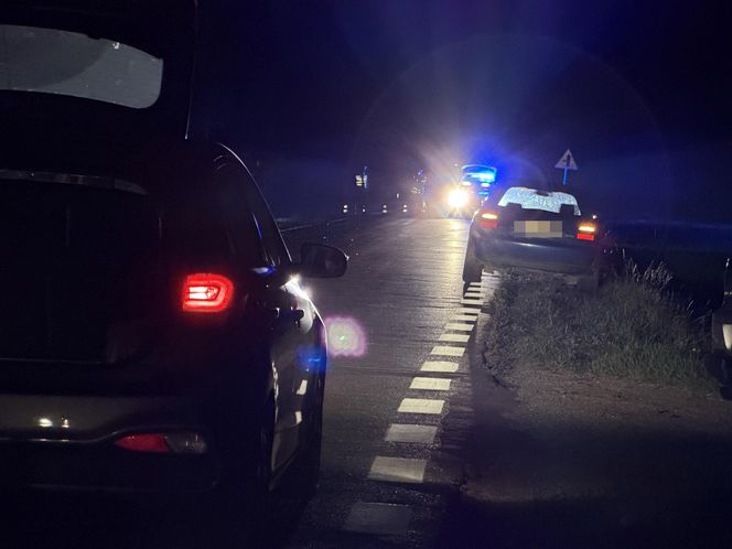 Śmiertelne potrącenie pod Sochaczewem. Kierowca BMW uciekł