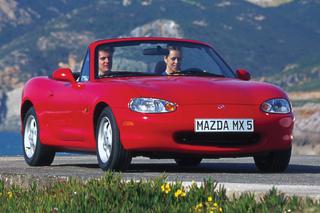 Mazda świętuje jubileusz - to już 25 lat roadstera MX-5