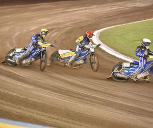 PRES Grupa Deweloperska Toruń - Bayersystem GKM Grudziądz, zdjęcia Motoareny. Fotorelacja z trybun i toru