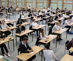 Wyniki egzaminu ósmoklasisty 2025. Jak wypadło woj. śląskie?