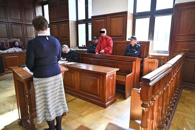 Proces w sprawie zabójstwa niemieckich emerytów. Sędzia do oskarżonego, który się nie przyznaje, ale ma dużo do powiedzenia: "Brzmi to tak, jakby pan tam był"