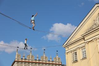 Urban Highline Festival 2024 w Lublinie. Warto spojrzeć w górę! Zobacz zdjęcia 