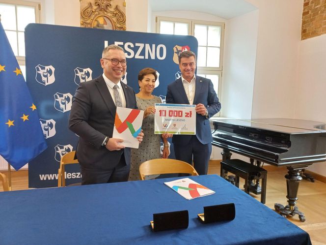 W Lesznie podpisano umowy o przyznaniu dofinansowań z programu „Wielkopolska przyjazna zwierzętom”