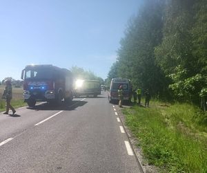   Wypadek autobusu szkolnego na Mazurach. Rannych kilka osób, droga zablokowana!