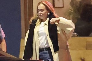 Niewidziana od roku Adele przyłapana na ulicy. Tak teraz wygląda!
