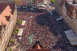 Przeżyjmy to jeszcze raz. Gitarowy Rekord Świata z drona [ZDJĘCIA]