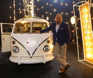 Randka w ciemno. Fenomen miłości zza parawanu