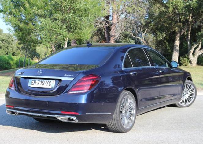 Mercedes-Benz S560