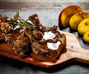 Pieczone steki z łopatki wieprzowej: najlepsze kotlety świata