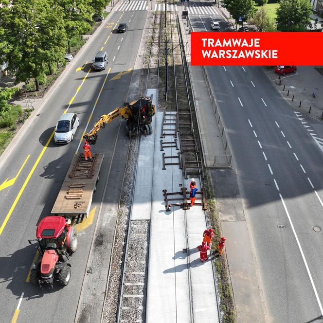 Wielka ofensywa Tramwajów Warszawskich. Tramwajarze remontują i budują jak szaleni