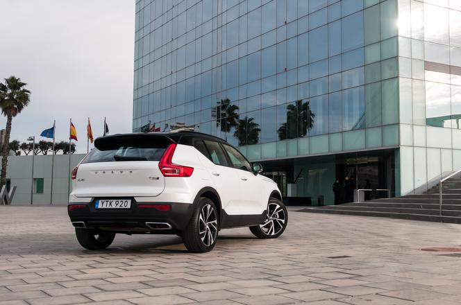 Volvo XC40 T5