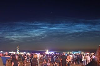 Niesamowite zjawisko widoczne z pola Festiwalu Open'er 2025! Obłoki srebrzyste na kaszubskim niebie [GALERIA] 