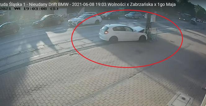 Ruda Śląska: Nieudany drift kierowcy BMW zakończony na słupie. Wszystko nagrała kamera [WIDEO]