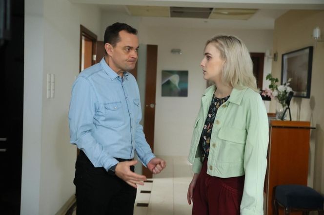 Na Wspólnej odc. 3434. Nina (Liliana Jakubowska), Sławek (Mariusz Słupiński)