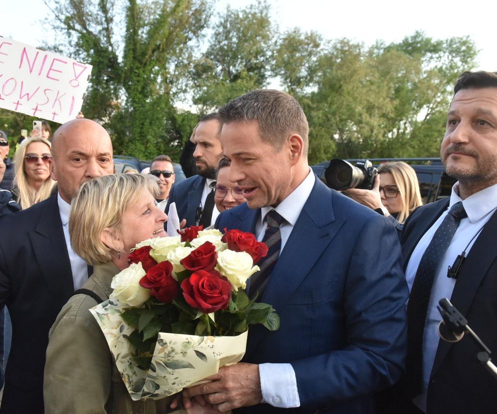 Rafał Trzaskowski, Sławomir Mentzen