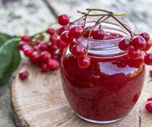 Naturalny syrop z kaliny: zdrowy, pyszny, łatwy