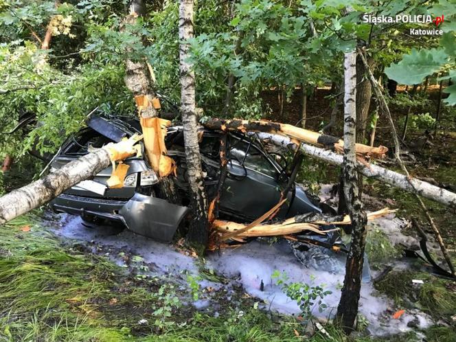 BMW w strzępach. Kierowcy udało się przeżyć ten wypadek
