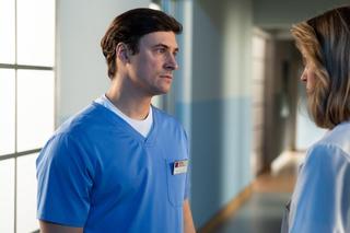 Na dobre i na złe, odc. 869: Jonna Gawryło (Monika Kaleńska), Krzysztof Radwan (Mateusz Damięcki)