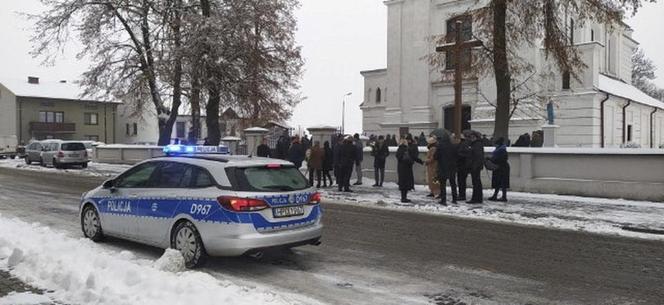 Pogrzeb zamordowanej komorniczki Ewy. Zabójca zadał jej 40 ciosów nożem