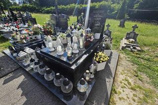 Tragiczny wypadek w Wylewie. Grób młodego siatkarza i jego rodzeństwa [GALERIA]