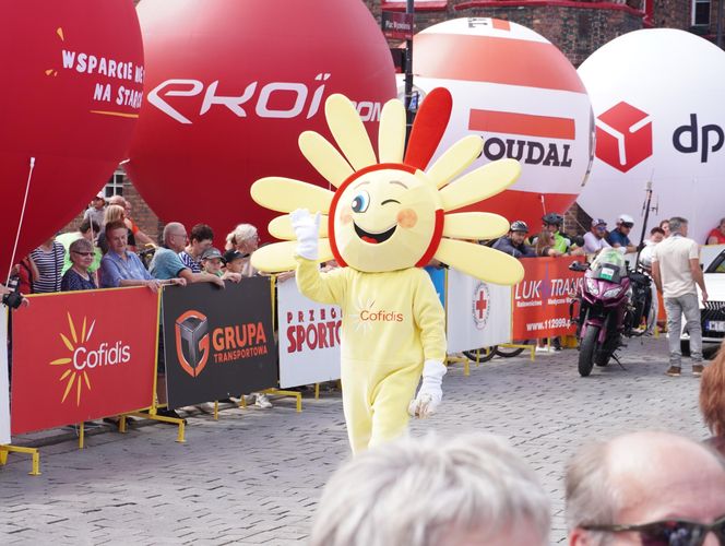 Tour de Pologne 2025. Start w Katowicach Nikiszowcu