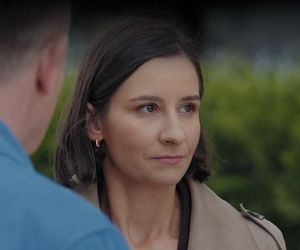 M jak miłość odc. 1886. Agnes (Amanda Mincewicz), Artur Rogowski (Robert Moskwa)