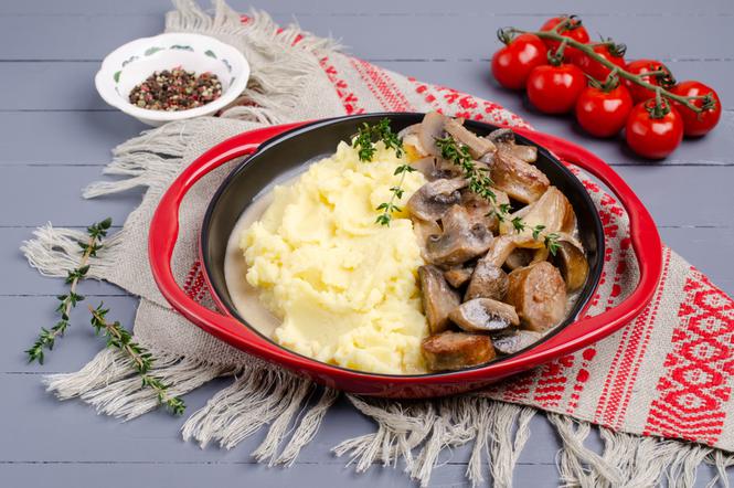 Bigos pieczarkowy