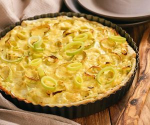 Biorę 2 pory i tę morską rybę. Ta zapiekanka to najlepszy obiad na piątek i nie tylko 