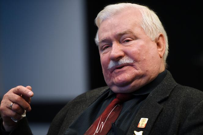 Lecha Wałęsa modli się za wnuczkę.