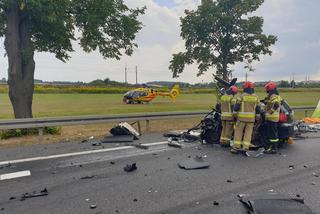 Makabryczny wypadek na DK92 pod Świebodzinem! 39-latka i dwoje dzieci zginęło w zderzeniu z tirem [ZDJĘCIA]