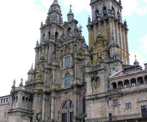Portugalia: pożary na szlakach do Santiago de Compostela. Jest apel do pielgrzymów 