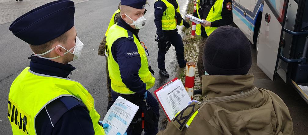 Kontrola sanitarna na granicy w Kołbaskowie