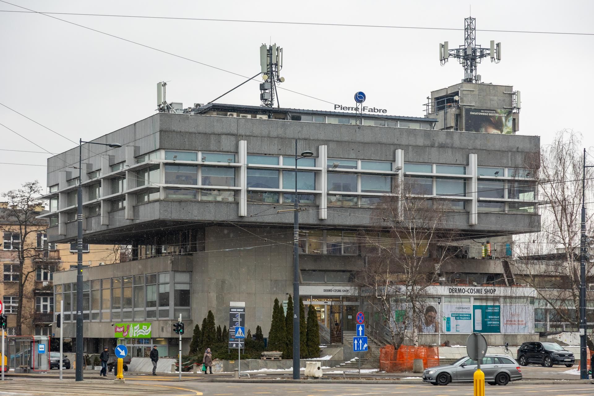 Uniwersus w Warszawie