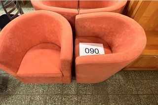 Nadleśnictwo Tuszyma wyprzedaje meble