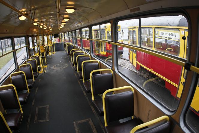 Na tory wyjadą zabytkowe tramwaje! Kiedy zaczną kursować po stolicy?