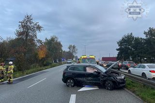 Wypadek na Wiślance. Droga jest zablokowana