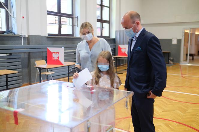 Wybory 2020 Borys Budka juz zagłosował z rodziną