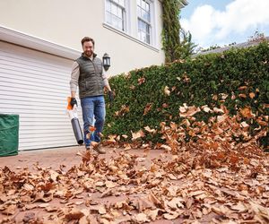 Pracowita jesień w ogrodzie. Jak ułatwić sobie pracę?