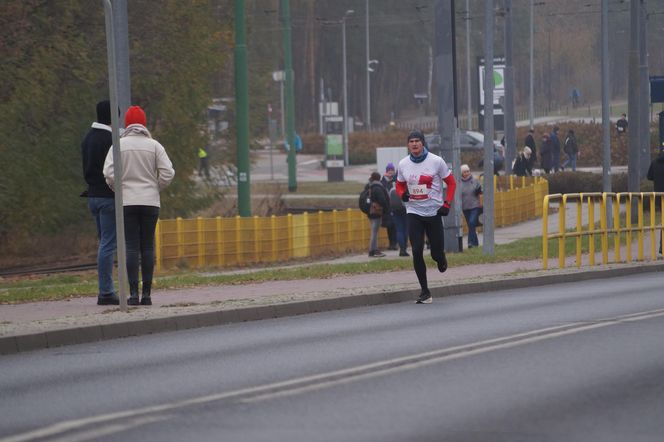 Bydgoski Bieg Niepodległości 2024 przyciągnął tłumy. Najstarszy uczestnik miał 87 lat! [ZDJĘCIA]