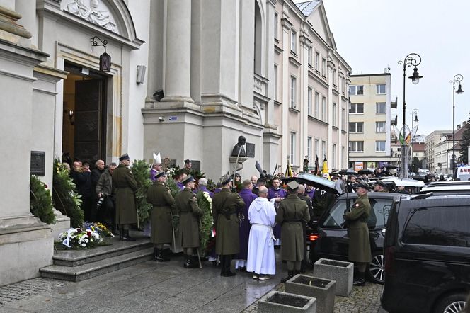 Ostatnie pożegnanie Lucjana Brychczego. Pogrzeb ikony Legii