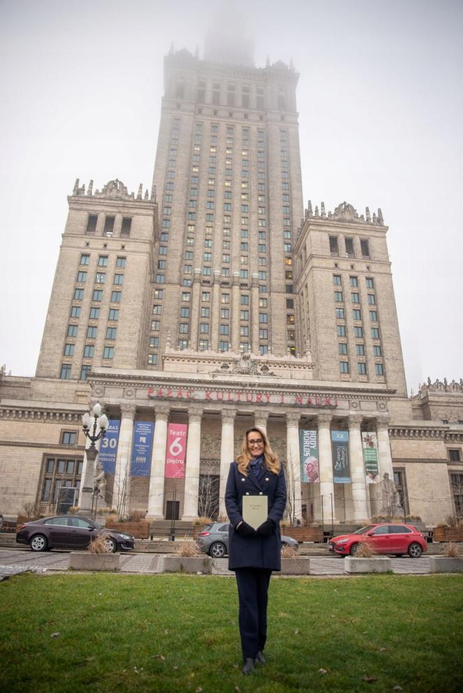 Wiceprezydent Warszawy przewodnikiem po Pałacu Kultury. Niezwykły spacer od piwnic po zegar