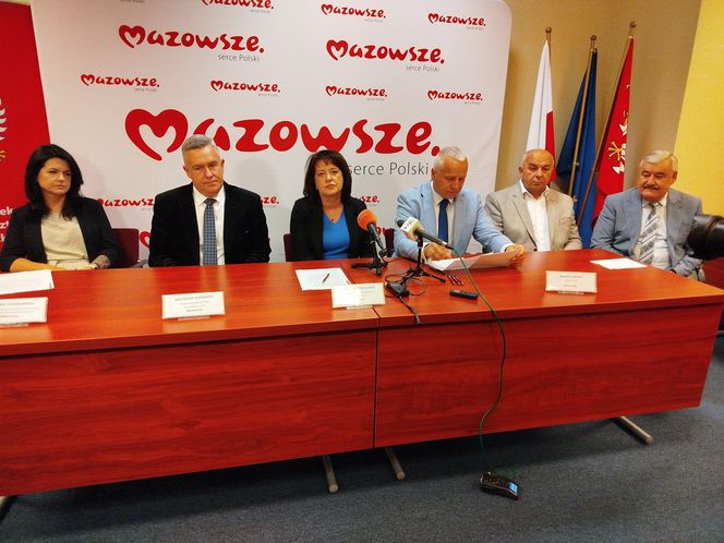 Mazowsze dotacje na szkoły, umowy