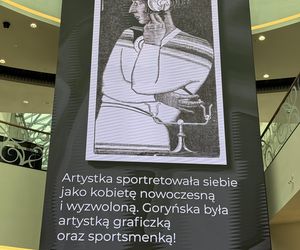 Autoportrety Matejki, Witkiewicza czy Goryńskiej można zobaczyć na dużych ekranach w galeriach handlowych 