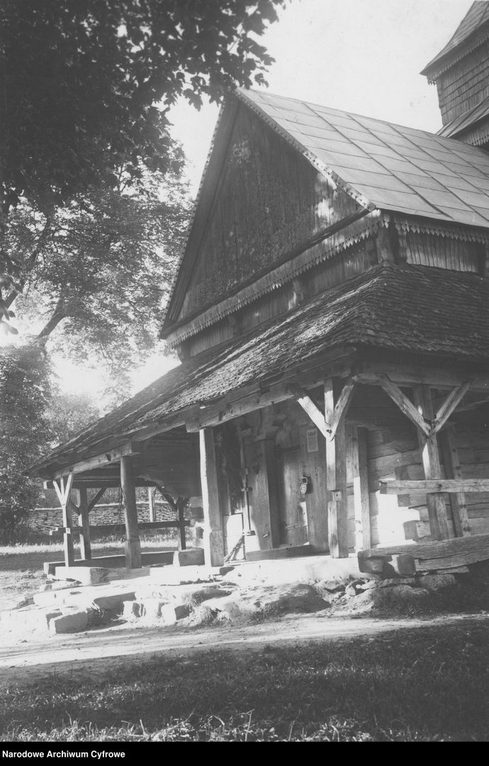 Drewniana cerkiew św. Paraskewy z XVI wieku w Radrużu