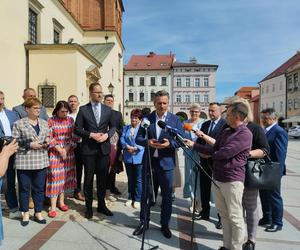 Konferencja Jakuba Kwaśnego, kandydata Koalicji Obywatelskiej na prezydenta Tarnowa