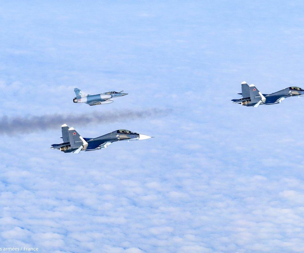 Su-30 i Mirage 2000-5