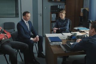 M jak miłość odc. 1878. Dominik Walat (Bartosz Surówka), prawnik, Natalka (Dominika Suchecka), Adam Karski (Patryk Szwichtenberg)