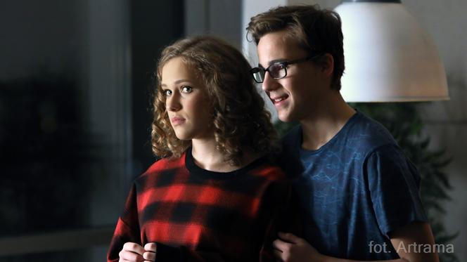 Barwy szczęścia. Kajtek zaciągnie Angelę do łóżka? Pierwszy raz Angeli